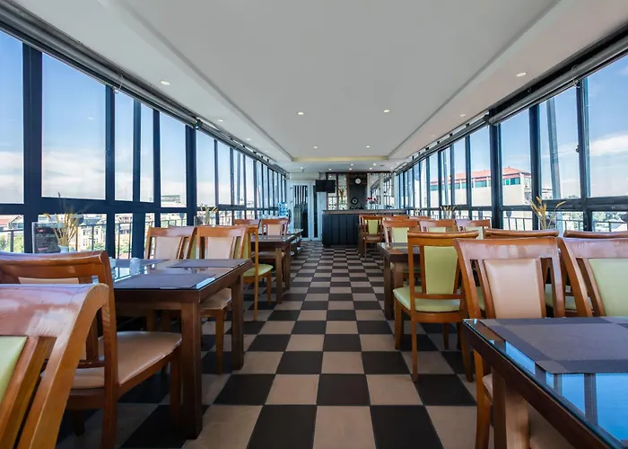 A25 Hotel - 15 Hàng Than